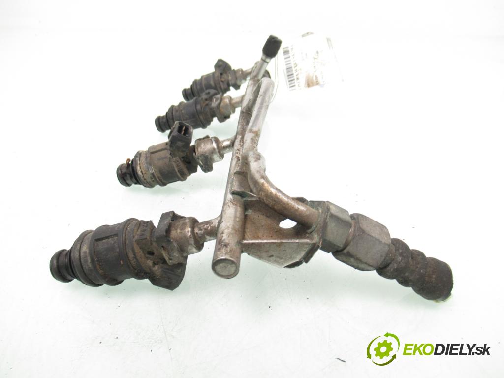 OPEL ZAFIRA A Nadwozie Wielkopojemne (MPV) (T98)  MINIVAN 2000 85,00 1.8 16V 116 - X 18 XE1 1796,00 Lišta vstrekovacia 5WK93151 ; 90536149 (Vstrekovacia lišta)