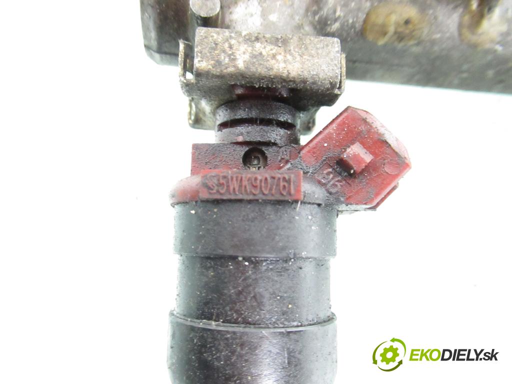 OPEL VECTRA B (J96) KOMBI 1997 100,00 2.0 i 16V - C 20 SEL 1998,00 Lišta vstrekovacia 90411551 ; 5WK90761 (Vstrekovacia lišta)