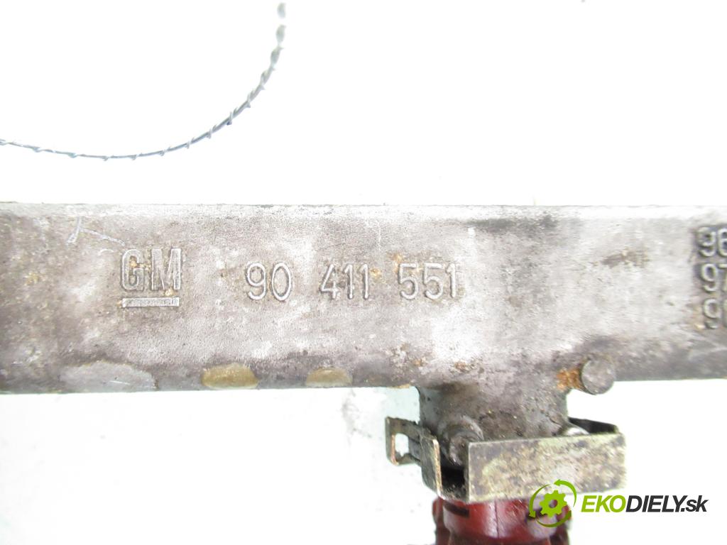 OPEL VECTRA B (J96) KOMBI 1997 100,00 2.0 i 16V - C 20 SEL 1998,00 Lišta vstrekovacia 90411551 ; 5WK90761 (Vstrekovacia lišta)