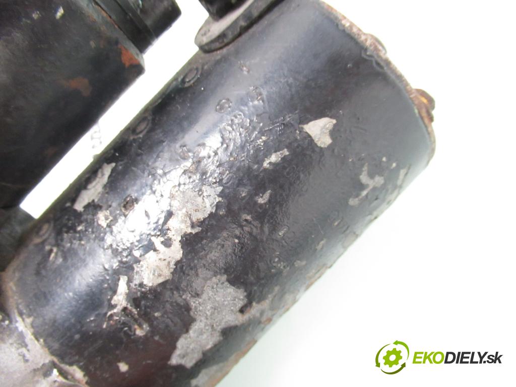 VW GOLF IV (1J1) HB 1998 74,00 1.6 - AKL 1595,00 startér 020911023F (Startér)