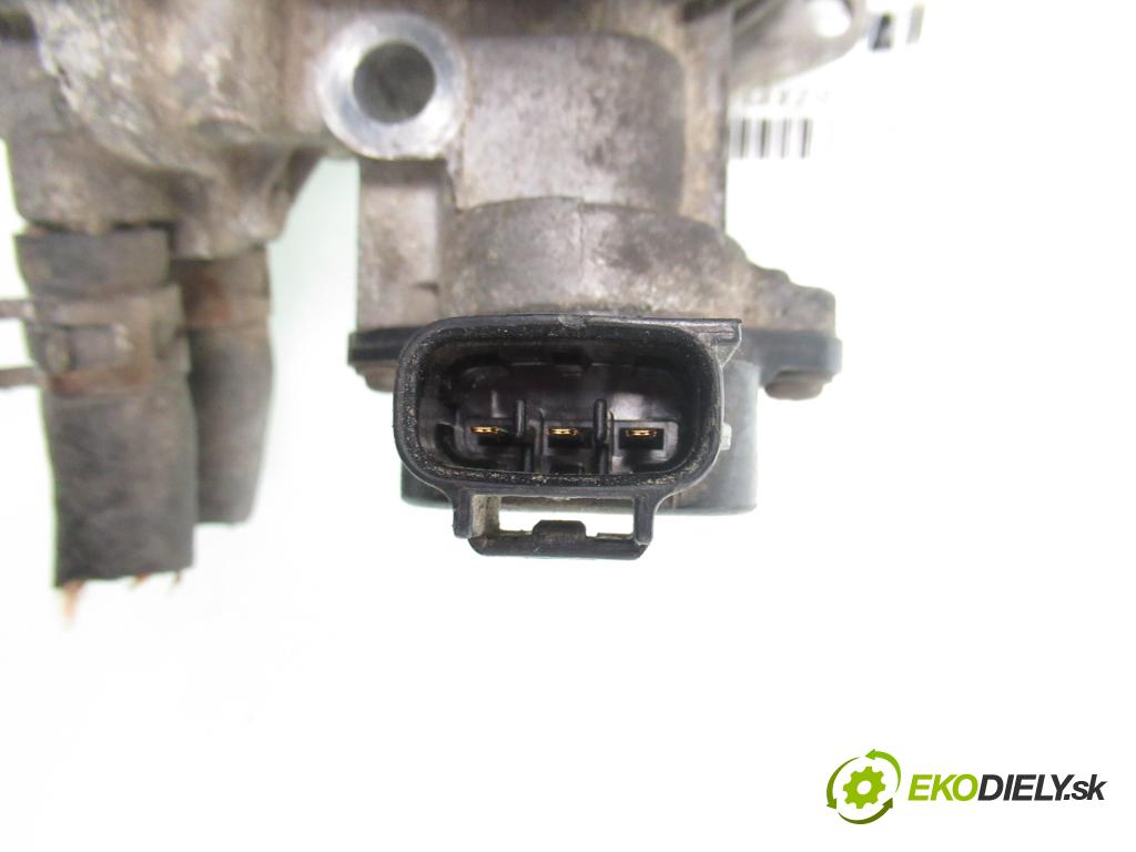 TOYOTA YARIS VERSO (_P2_) MINIVAN 2003 62,00 1.3 84 - 2NZ-FE 1299,00 Škrtiaca klapka 8945220130 ; 1985001071 (Škrtiaca klapka)