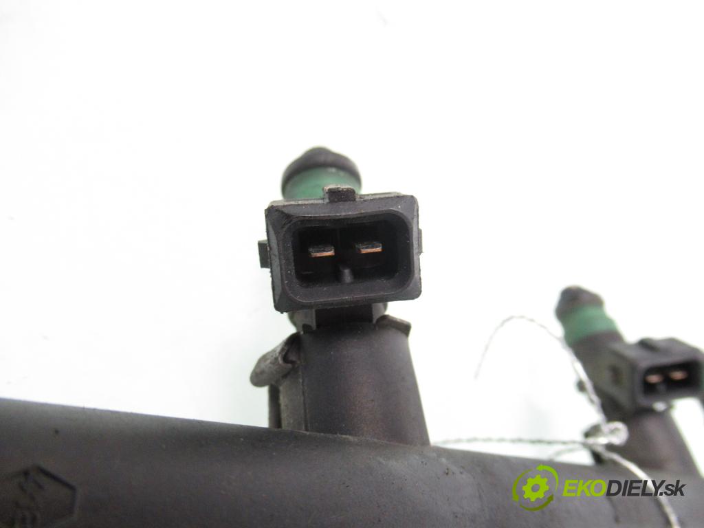 RENAULT SCENIC I (JA0/1_) MINIVAN 2002 102,00 2.0 16V 139 - F4R 740 1998,00 lišta vstřikovací 7700107405 ; 7700112777 ; H028797 (Vstřikovací lišta)