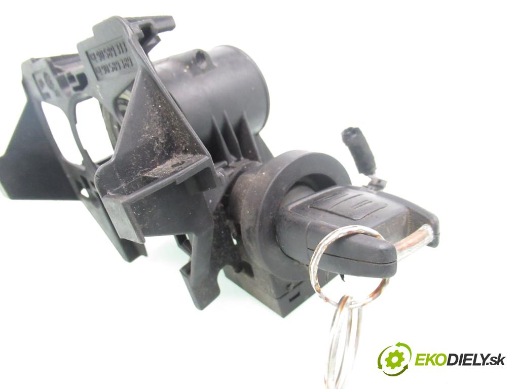 OPEL ASTRA G liftback (T98) HB 2005 66,00 1.4 16V - X 14 XE 1389,00 spinačka 90589313 ; 90589389 ; 24418927 (Spínacia skrinka)