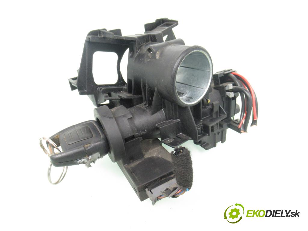 OPEL ASTRA G liftback (T98) HB 2005 66,00 1.4 16V - X 14 XE 1389,00 spinačka 90589313 ; 90589389 ; 24418927 (Spínacia skrinka)
