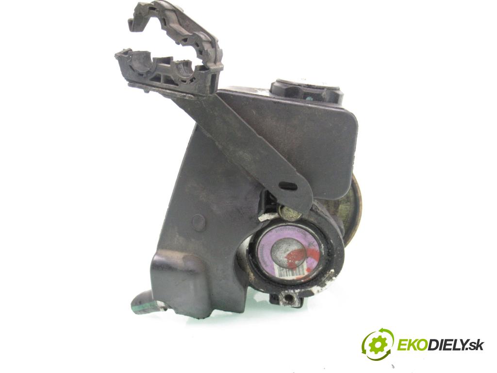 CITROEN XSARA PICASSO (N68) MINIVAN 2006 80,00 1.6 16V - NFU (TU5JP4) 1587,00 pumpa servočerpadlo 9637058480 ; 9636868880 ; 26079036QN (Servočerpadlo)