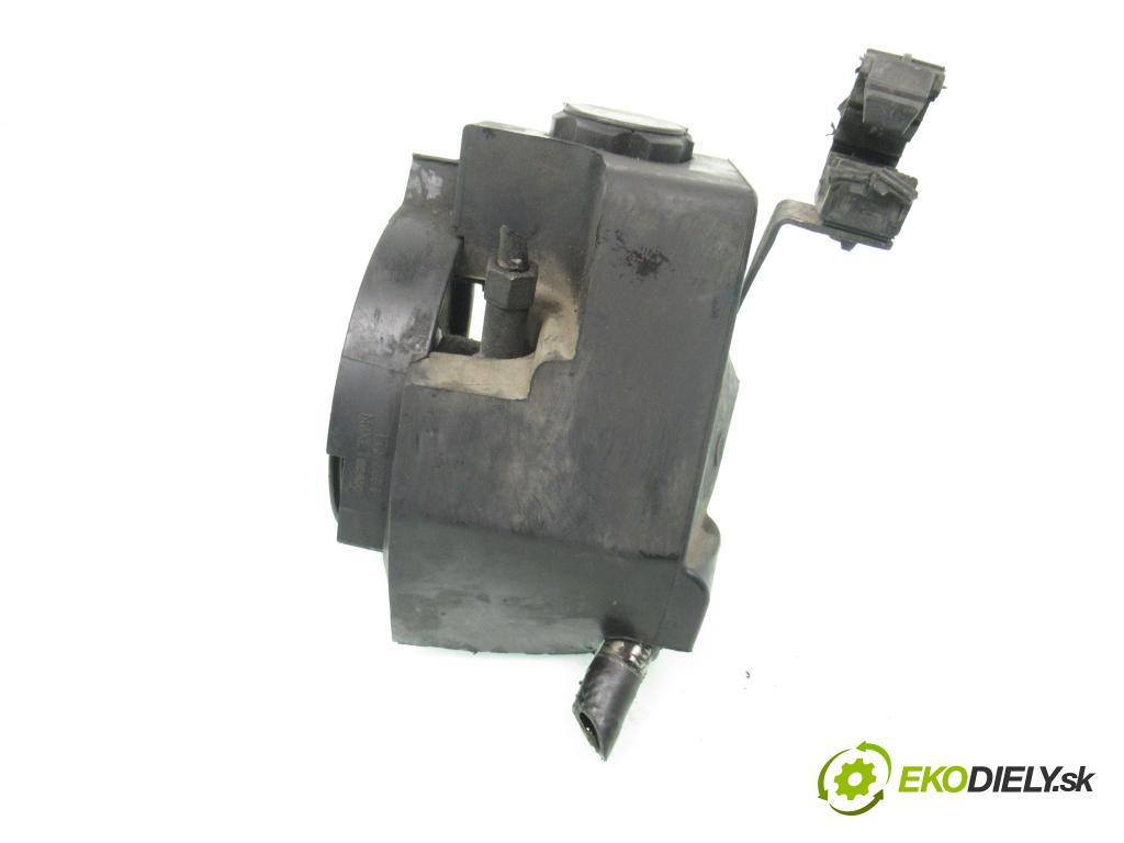 CITROEN XSARA PICASSO (N68) MINIVAN 2006 80,00 1.6 16V - NFU (TU5JP4) 1587,00 pumpa servočerpadlo 9637058480 ; 9636868880 ; 26079036QN (Servočerpadlo)