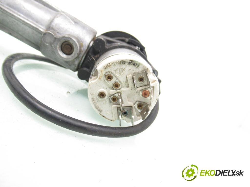 SKODA FELICIA I (6U1) HB 1997 55,00 1.6 LX - AEE 1598,00 spínačka / VLOŽKY 441022221176 ; 1H09532578B ; 5WK4678