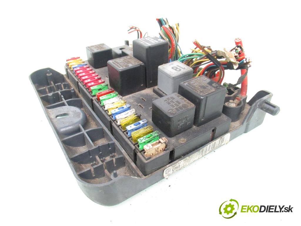 SKODA FELICIA II (6U1) HB 2000 55,00 1.6 MPI 75 - AEE 1598,00 Skrinka POJISTKY: 6U0937025