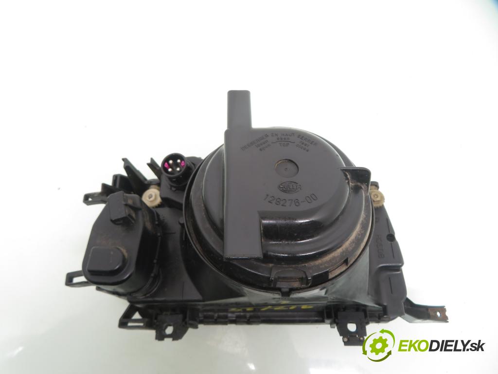 AUDI 80 (8C, B4) SEDAN 1993 66,00 2.0 90 - ABT 1984,00 Svetlo LP 301141179