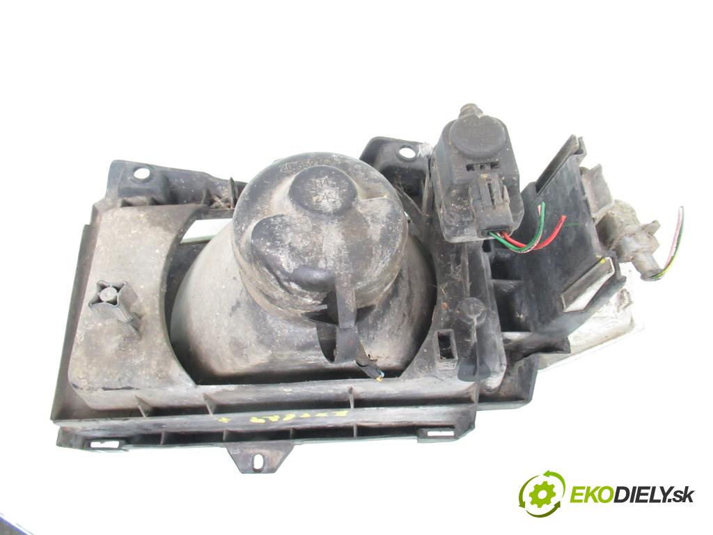 PEUGEOT EXPERT (224) KOMBIVAN 2001 80,00 2.0 HDI 16V - RHW (DW10ATED4) 1997,00 Svetlo PP