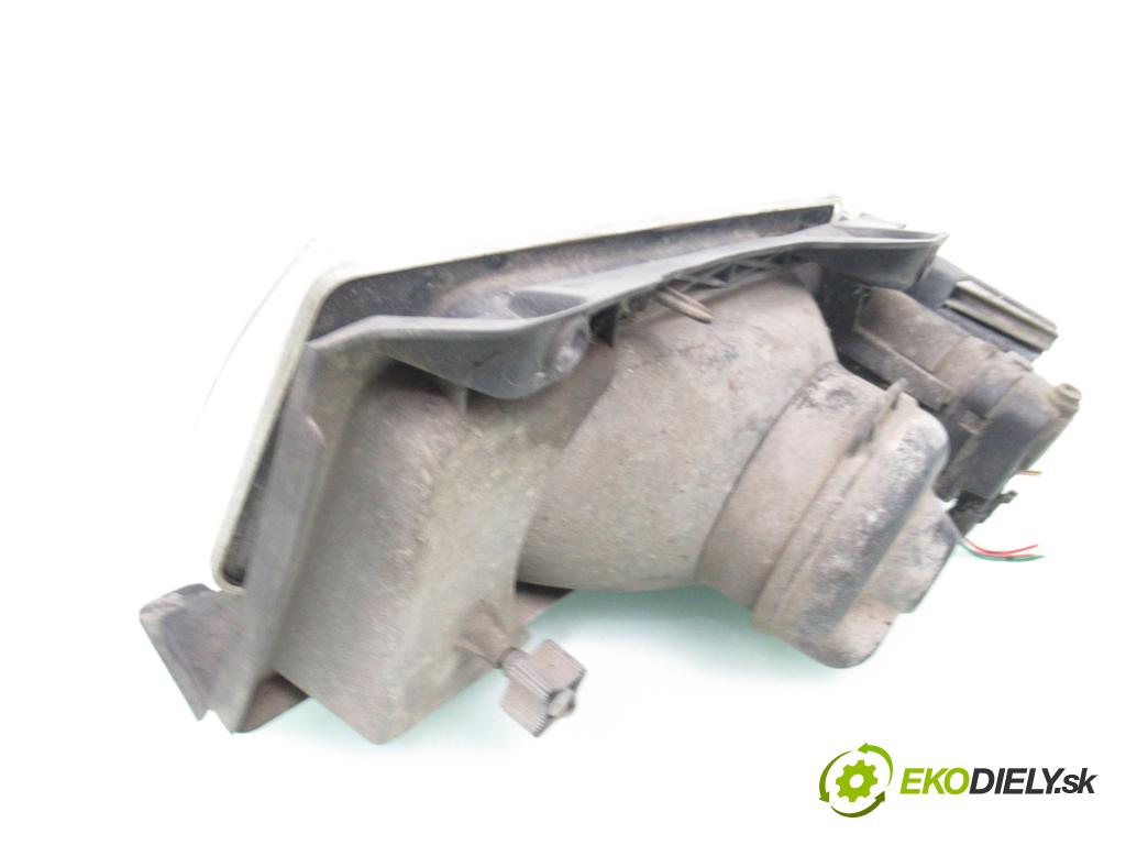 PEUGEOT EXPERT (224) KOMBIVAN 2001 80,00 2.0 HDI 16V - RHW (DW10ATED4) 1997,00 Svetlo PP