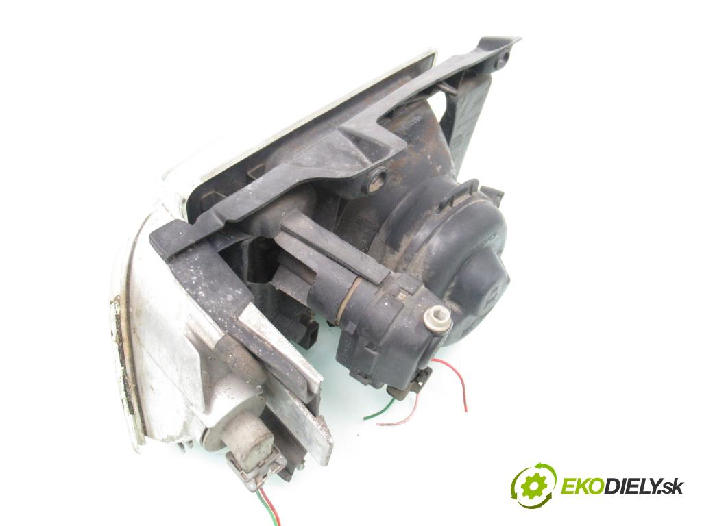 PEUGEOT EXPERT (224) KOMBIVAN 2001 80,00 2.0 HDI 16V - RHW (DW10ATED4) 1997,00 Svetlo LP