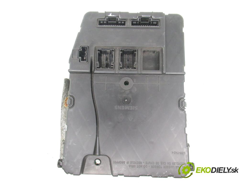RENAULT MEGANE II (BM0/1_, CM0/1_) HB 2004 83,00 1.6 16V 113 - K4M 760 1598,00 spinačka / imobilizéra IMMO / Riadiaca jednotka 8200387138 ; 8200321263 ; 8200306033A
