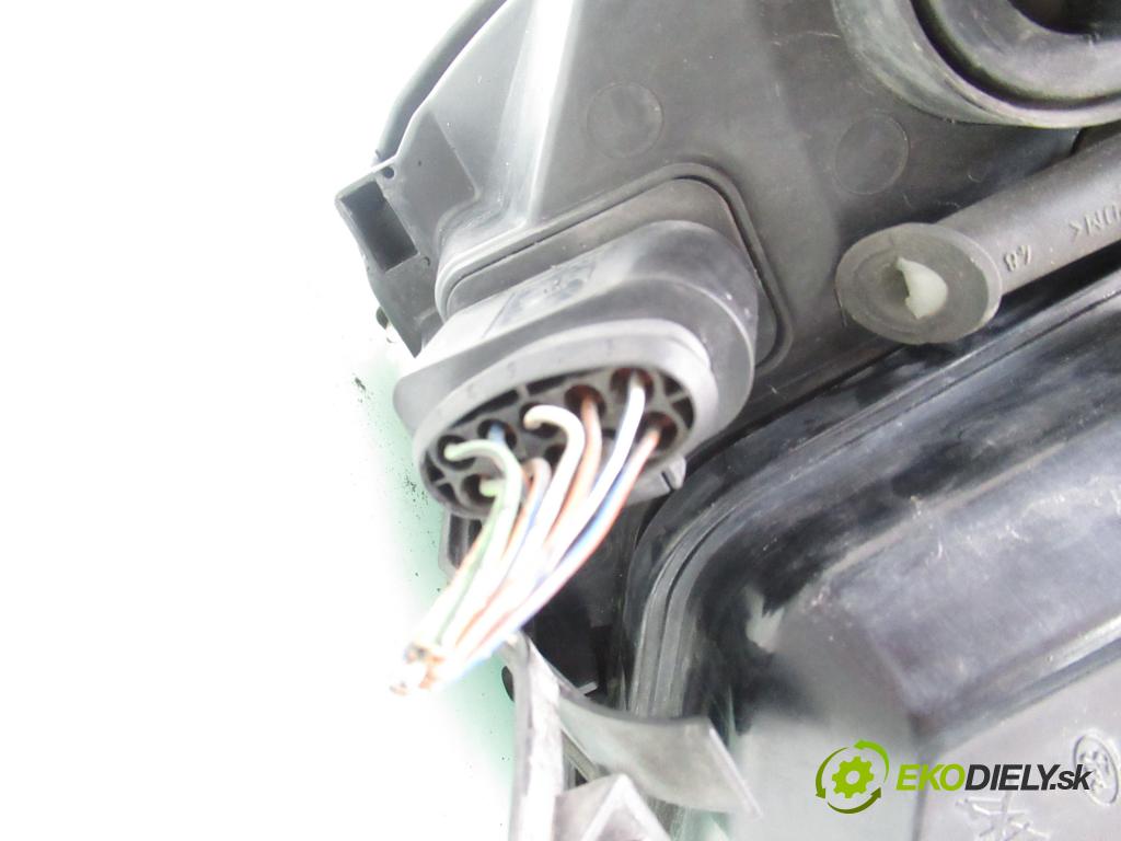 FORD FOCUS II (DA_, HCP) HB 2005 80,00 1.6 TDCi 109 - G8DA 1560,00 Svetlo LP 