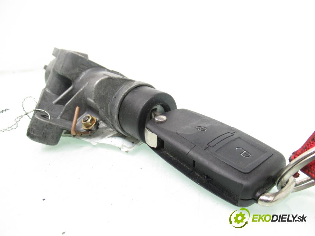 SEAT TOLEDO II (1M2) SEDAN 1999 74,00 1.6 - AKL 1595,00 spinačka 4B0905851C (Spínacia skrinka)