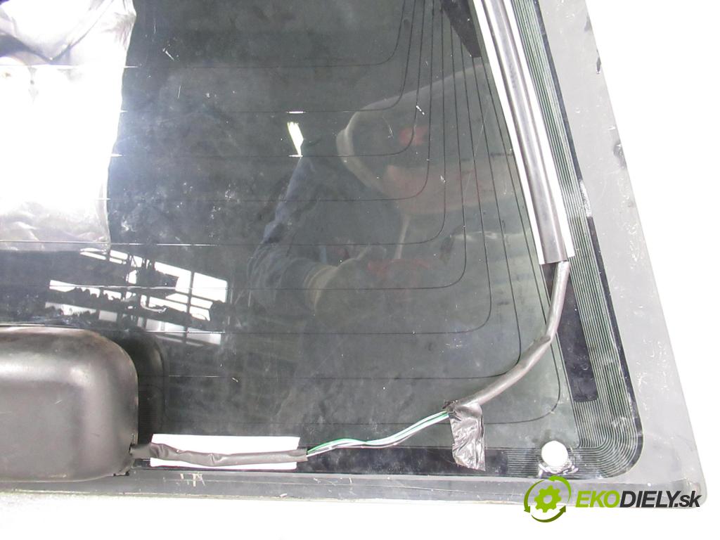HONDA CR-V I (RD) SUV 1999 94,00 2 - B20B4 1973,00 Okno zadné kapota