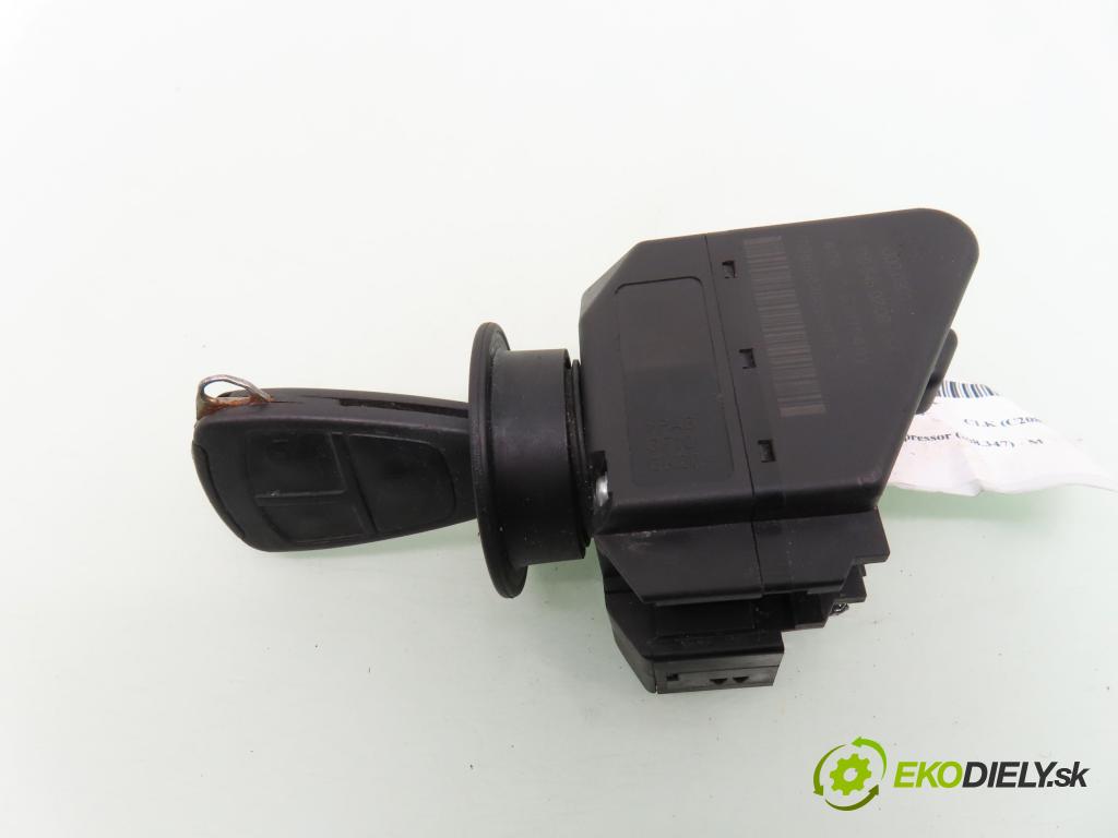 MERCEDES-BENZ CLK (C208) CABRIO 2000 142,00 230 Kompressor 193 - M 111.975 2295,00 spinačka 2105450208 (Spínacia skrinka)