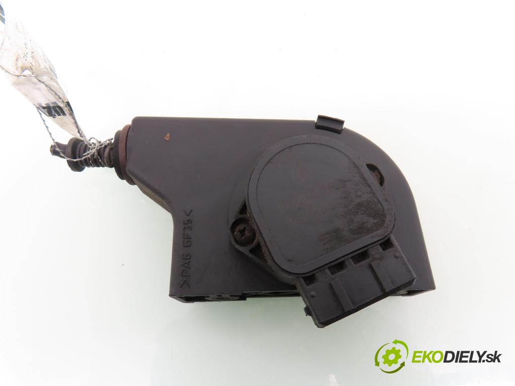 RENAULT SCENIC I (JA0/1_) MINIVAN 2002 75,00 1.9 dCi 102 - F9Q 732 1870,00 Potenciometer plynu 7700431918 (Potenciometer plynového pedálu)