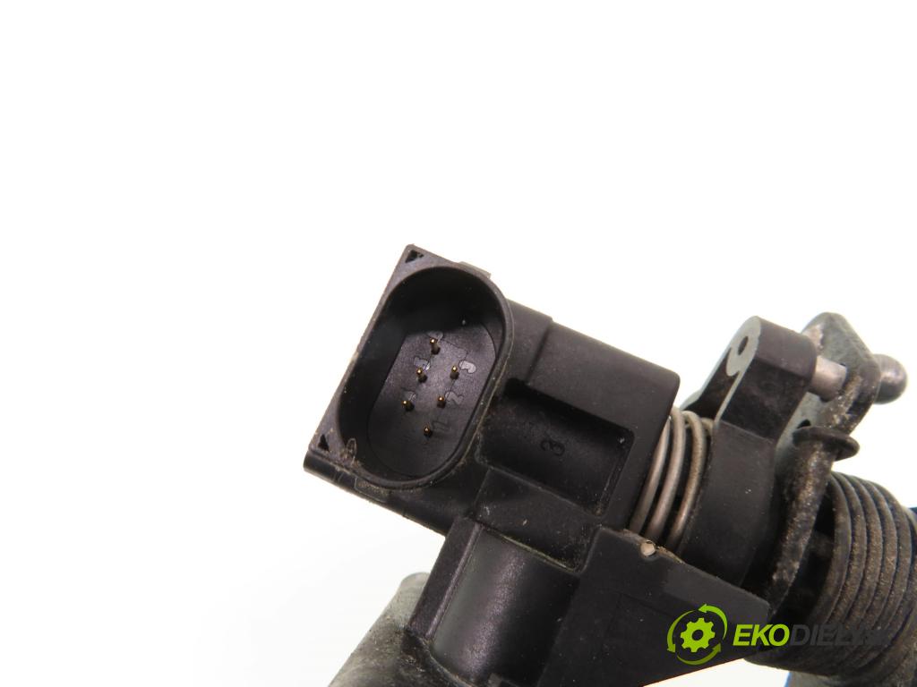 MERCEDES-BENZ CLK (C208) CABRIO 2000 142,00 230 Kompressor 193 - M 111.975 2295,00 Potenciometer plynu A0125423317 (Potenciometer plynového pedálu)