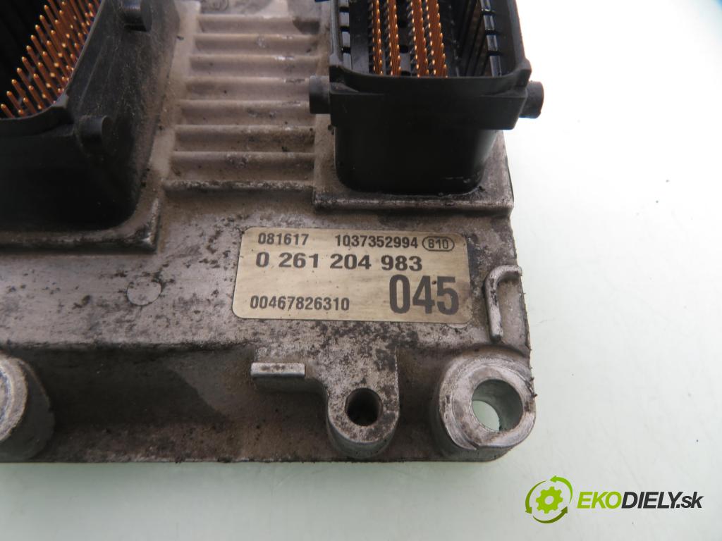FIAT PUNTO (188_) HB 2004 44,00 1.2 60 - 188 A4.000 1242,00 Riadiaca jednotka Motor 0261204983 ; 1037352994