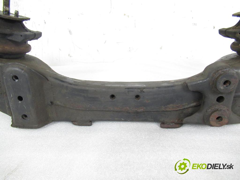 LEXUS IS I (JCE1_, GXE1_) SEDAN 2005 114,00 200 (GXE10) - 1G-FE 1988,00 výztuha / držák motora