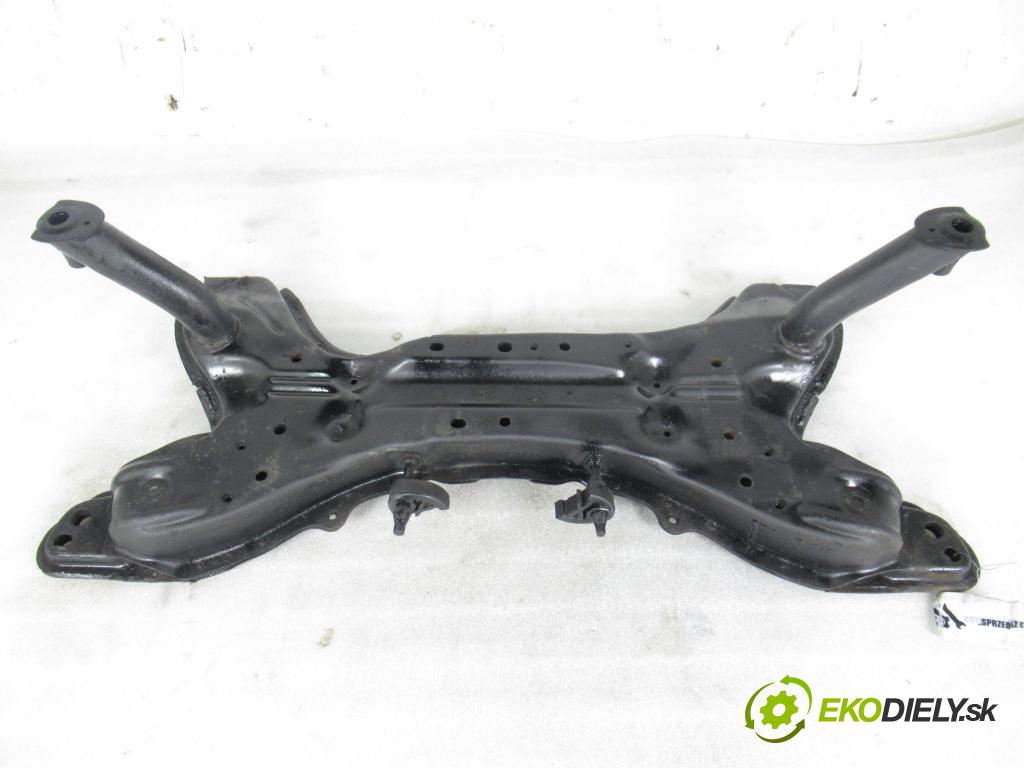 TOYOTA YARIS (_P1_) HB 2000 50,00 1.0 VVT- i 68 - 1SZ-FE 998,00 predný