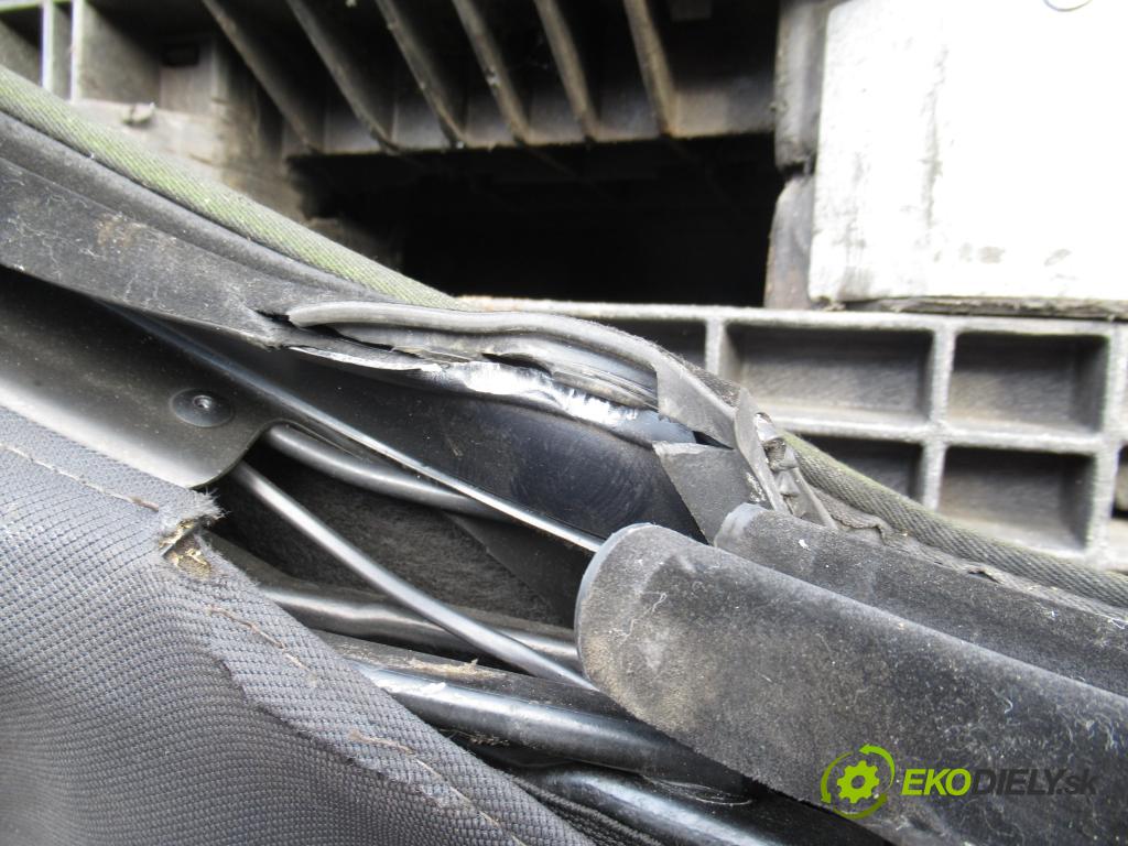 OPEL ASTRA G Кabriolet (F67) CABRIO 2002 74,00 1.6 16V - Z 16 XE 1598,00 Roleta strechy 