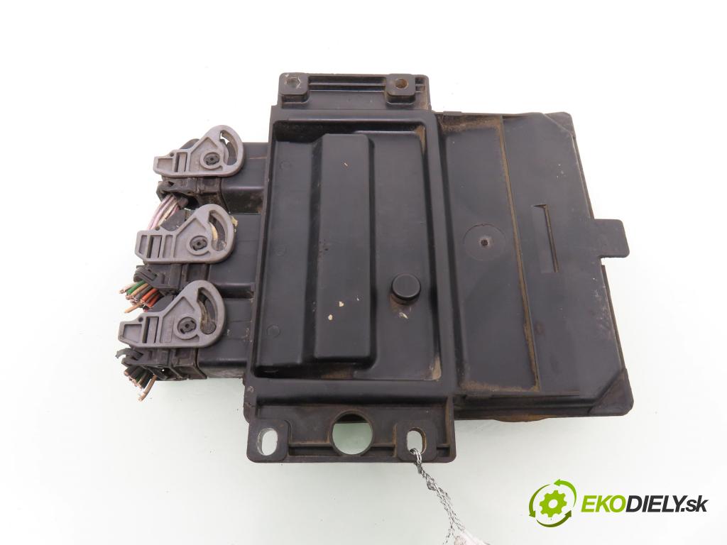 RENAULT KANGOO (KC0/1_) KOMBIVAN 2003 48,00 1.5 dCi 70 - K9K 704 1461,00 Riadiaca jednotka Motor 8200303623