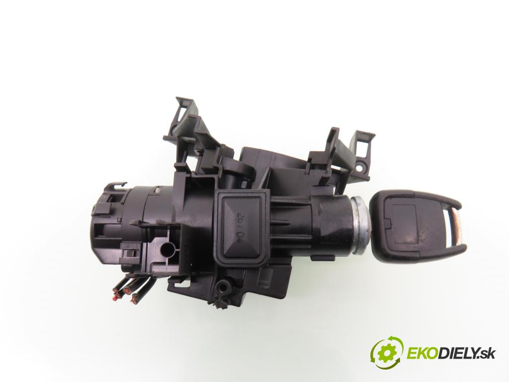 OPEL ASTRA G liftback (T98) HB 1999 74,00 1.6 16V - C 16 SEL 1598,00 spinačka 90589313 ; 90589389 ; 24413106 (Spínacia skrinka)