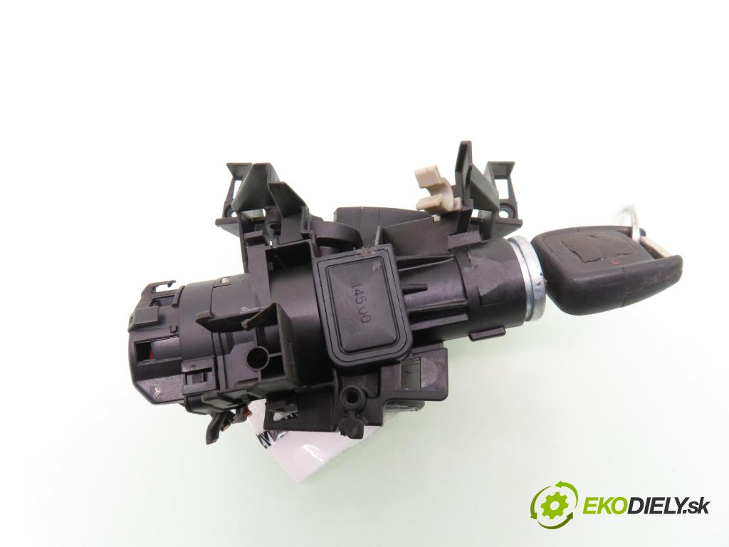 OPEL ASTRA G Kombi (T98) KOMBI 2000 66,00 1.4 16V - X 14 XE 1389,00 spinačka 90589313 ; 90589389 (Spínacia skrinka)