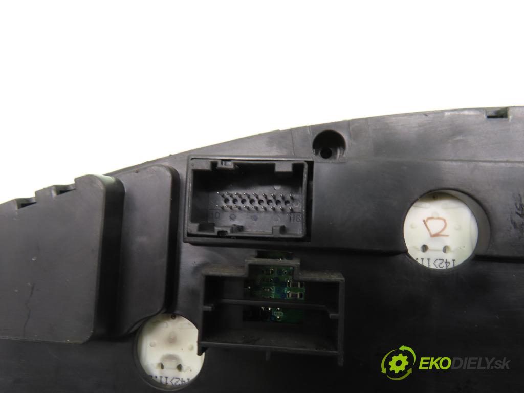 FIAT STILO (192_) HB 2002 85,00 1.9 JTD 115 - 192 A1.000 1910,00 Prístrojovka elektrický 46759970 ; 1FCF10849BG