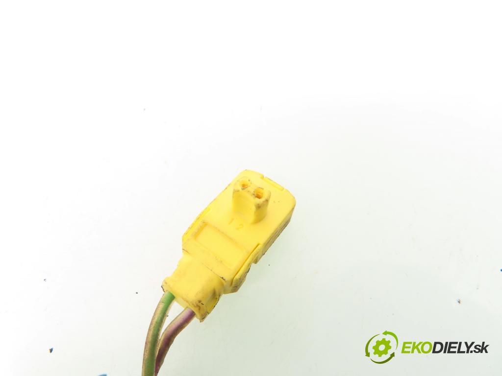 MERCEDES-BENZ KLASA A (W168) HB 2001 60,00 1.4 A 140 82 - M 166.940 1397,00 PÁSKA: air BAG 0025426518