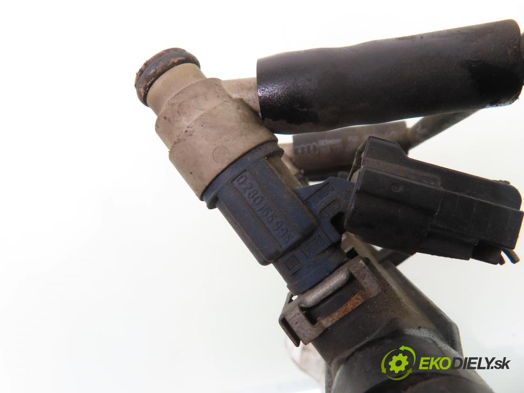 SKODA FABIA I (6Y2) HB 2004 85,00 2 - AZL 1984,00 Lišta vstrekovacia 0280155995 ; 06A906031AC (Vstrekovacia lišta)