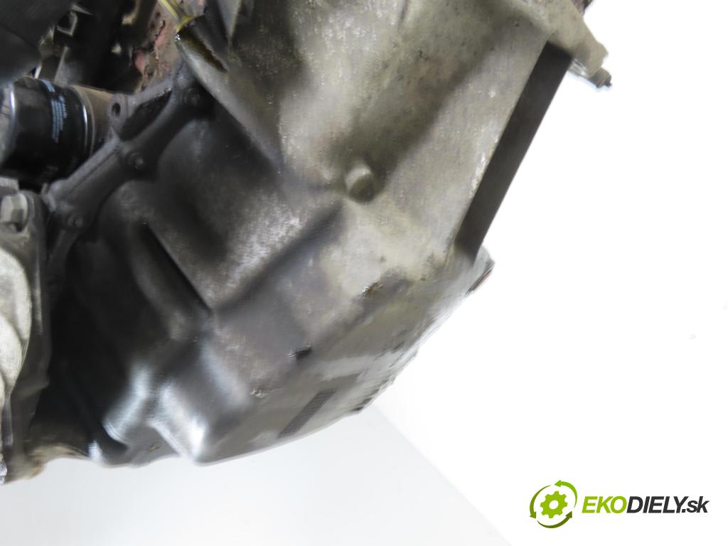 RENAULT MEGANE II (BM0/1_, CM0/1_) HB 2004 83,00 1.6 16V 113 - K4M 760 1598,00 Motor benz. K4M760