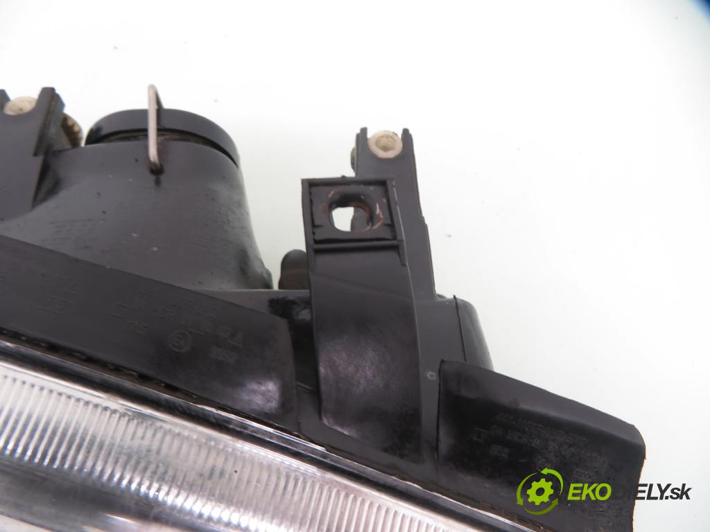 VW GOLF IV (1J1) HB 1998 74,00 1.6 - AKL 1595,00 Svetlo PP 083411108R ; 081411130R ; 084411183R