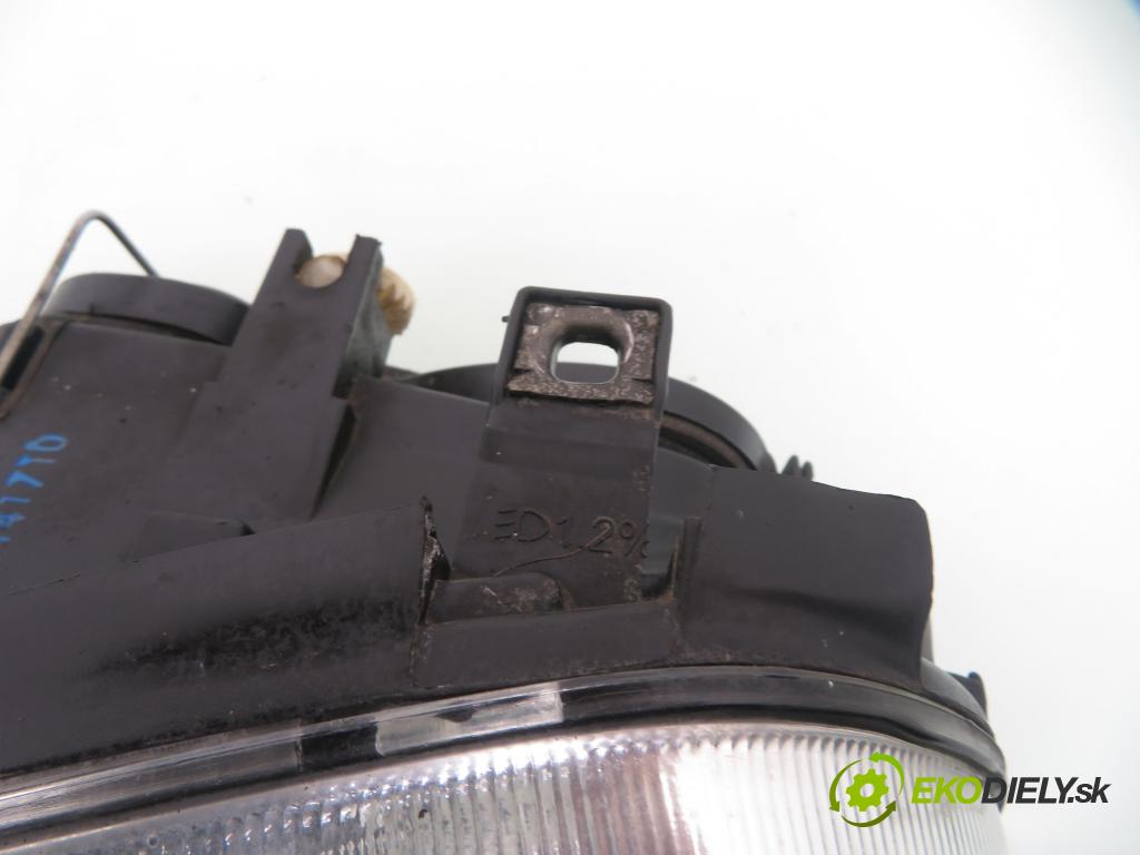 VW GOLF IV (1J1) HB 1998 74,00 1.6 - AKL 1595,00 Svetlo LP 205386 ; 4411130R