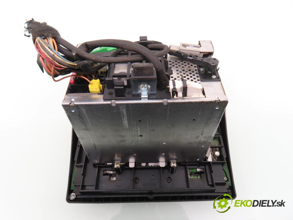 FIAT STILO (192_) HB 2002 85,00 1.9 JTD 115 - 192 A1.000 1910,00 RADIO CD 71721452