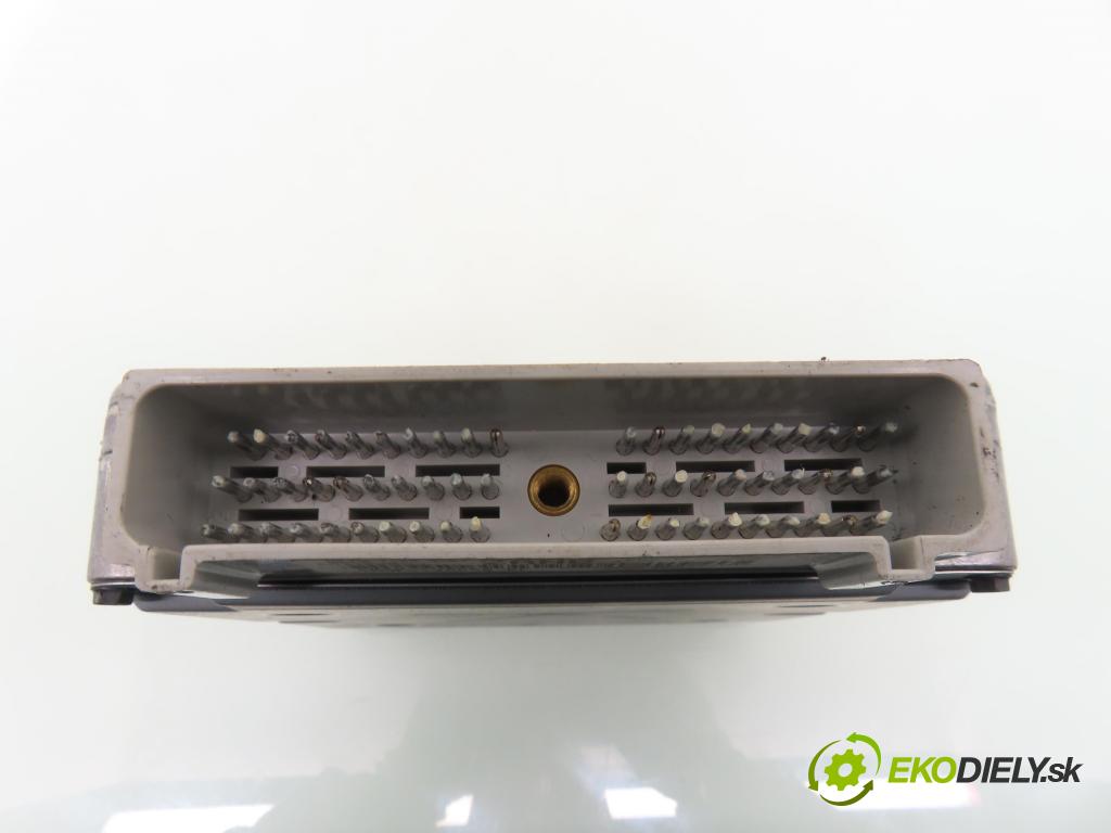 FORD FOCUS (DAW, DBW) KOMBI 2004 74,00 1.6 16V 100 - FYDA 1596,00 Riadiaca jednotka Motor 1M5F12A650BF