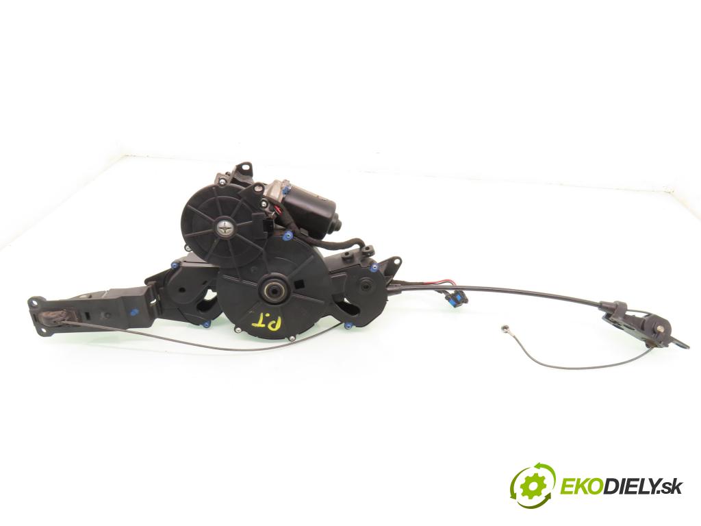 CITROEN C8 (EA_, EB_) VAN 2005 94,00 2.2 HDi - 4HW (DW12TED4) 2179,00 Mechanizmus Dvere pravy 16835852 ; 16835875 ; 1488889080