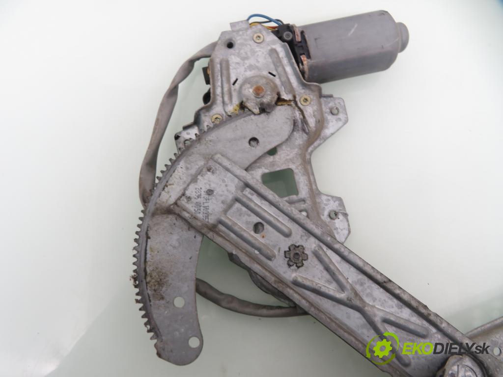 HONDA CIVIC VI Hatchback (EJ, EK) LIFTBACK 1996 66,00 1.4 i S (EJ9) - D14A4 1396,00 mechanismus oken 4003470