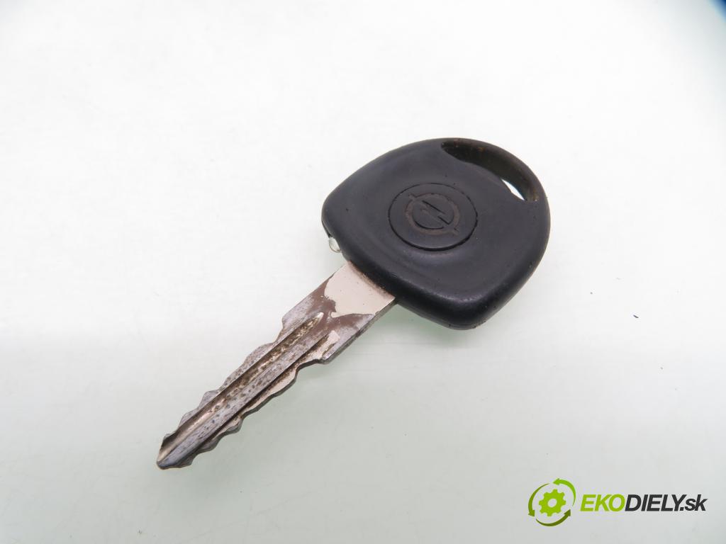 OPEL ASTRA F (T92) SEDAN 1999 55,00 1.6 - 16 LZ2 1598,00 spinačka / imobilizéra IMMO / Riadiaca jednotka 16214229 ; 24418928 ; 26034041