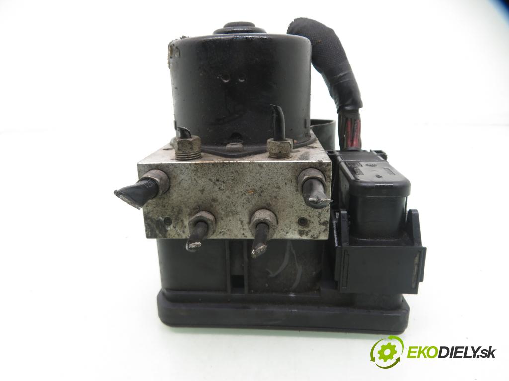 FORD FOCUS II (DA_, HCP) HB 2007 74,00 1.6 - SHDA 1596,00 Pumpa ABS 3M512C405HC ; 1002060301 ; 10096001253 (Pumpa ABS)