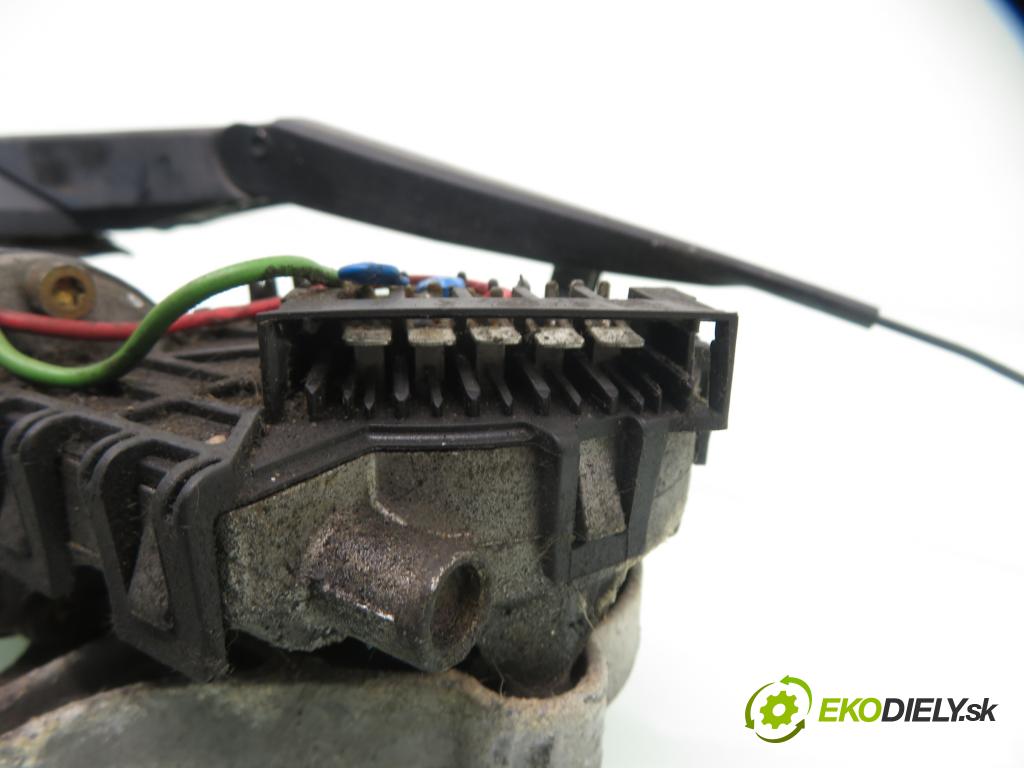 MERCEDES-BENZ CLK (C208) CABRIO 2000 142,00 230 Kompressor 193 - M 111.975 2295,00 Motorček stieračov 3397020325 ; 3391098329 ; 0390241420