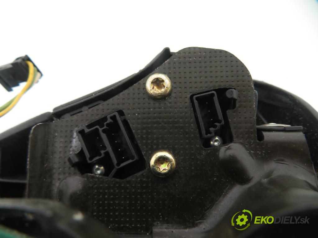 MERCEDES-BENZ CLK (C208) CABRIO 2000 142,00 230 Kompressor 193 - M 111.975 2295,00 AirBag air BAG volantu 117943703A