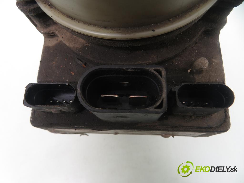 SKODA FABIA I (6Y2) HB 2004 85,00 2 - AZL 1984,00 Pumpa servočerpadlo 6Q0423371A ; 6Q0423155AD
