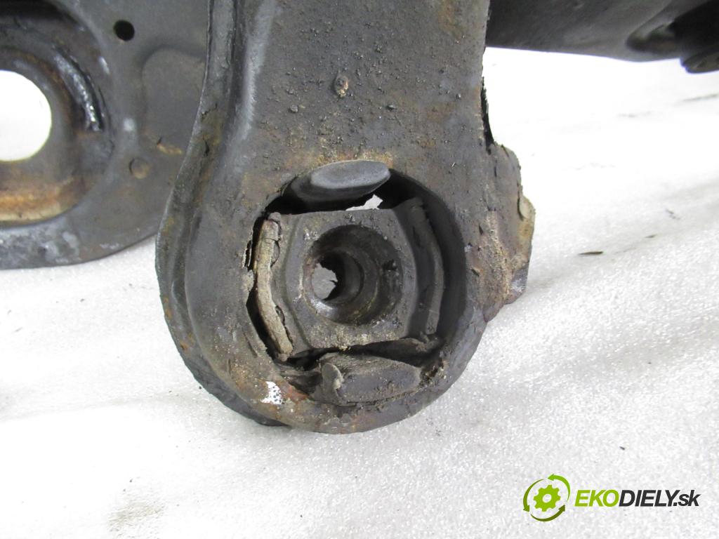 MERCEDES-BENZ CLK (C208) CABRIO 2000 142,00 230 Kompressor 193 - M 111.975 2295,00 ZADNÍ: