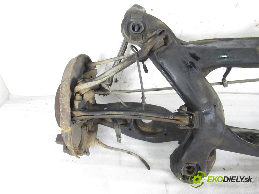 MERCEDES-BENZ CLK (C208) CABRIO 2000 142,00 230 Kompressor 193 - M 111.975 2295,00 ZADNÍ: