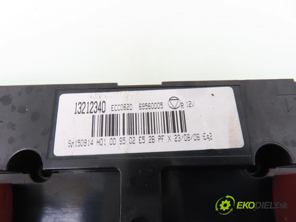 OPEL VECTRA C Kombi (Z02) KOMBI 2006 110,00 1.9 CDTI - Z 19 DTH 1910,00 Panel kúrenia KLIMATRONIK 13212340