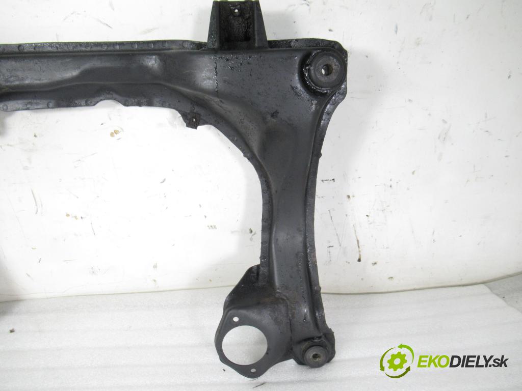 AUDI 80 (8C, B4) SEDAN 1993 66,00 2.0 90 - ABT 1984,00 predný