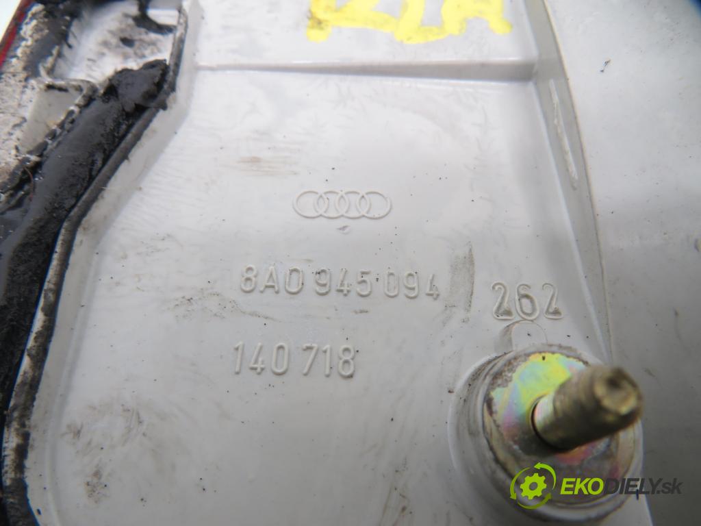 AUDI 80 (8C, B4) SEDAN 1992 55,00 1.9 TD - AAZ 1896,00 Svetlo pravé zadné kufor 8A0945094